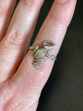 Frog Ring sterling silver size 8